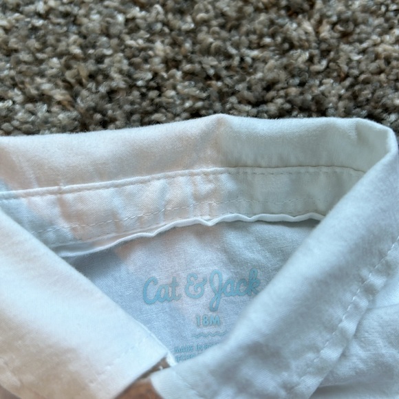 18 month toddler boy white button up short sleeve shirt from Cat & Jack - Picture 2 of 5
